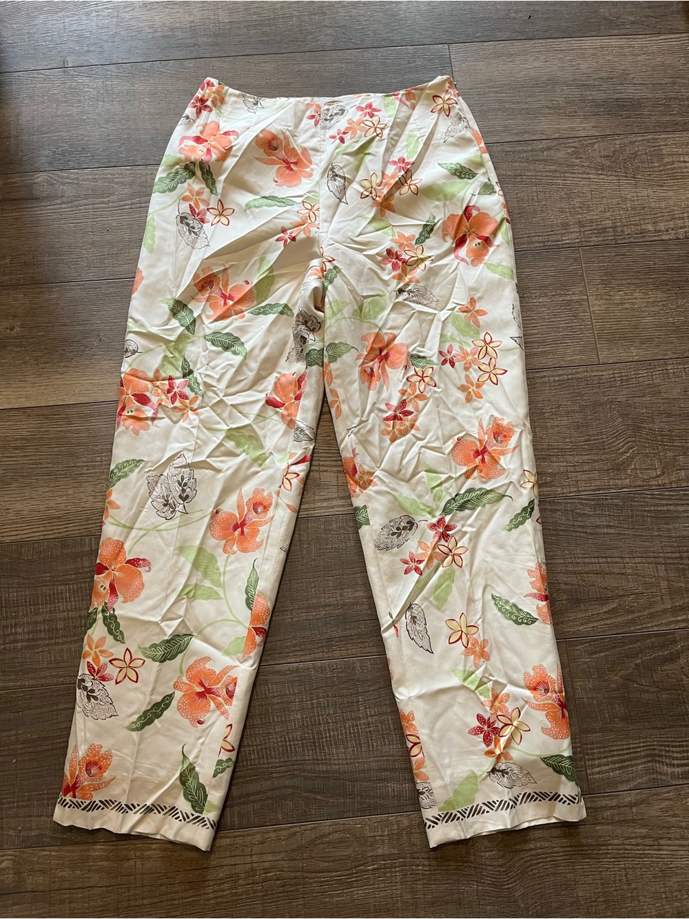 Talbots White Silk Lined Pants with Orange & Pink Floral Pattern Side Zipper